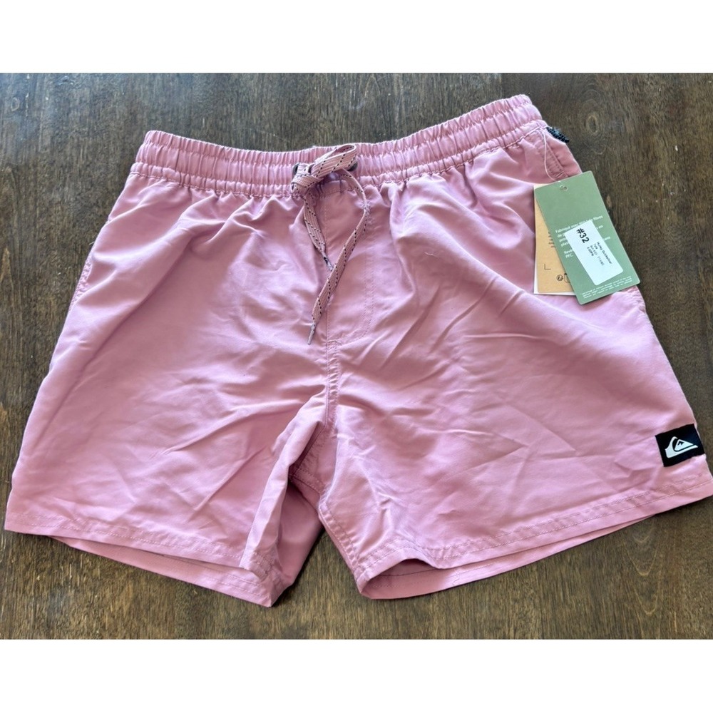 Quiksilver Mens Everyday Solid 15 Volley Swim Trunks Boardshorts Dusty Rose S